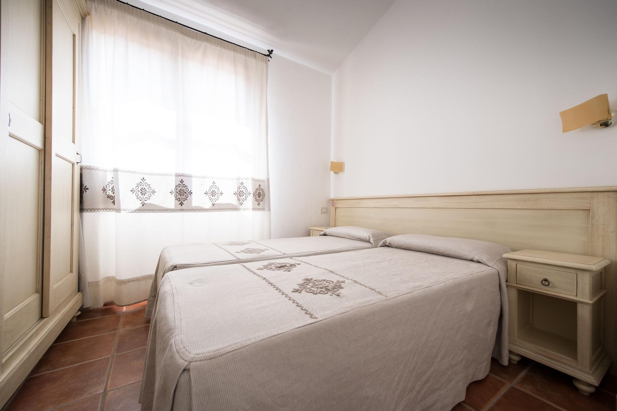 Borgo Degli Ulivi Aparthotel Àrbatax Esterno foto