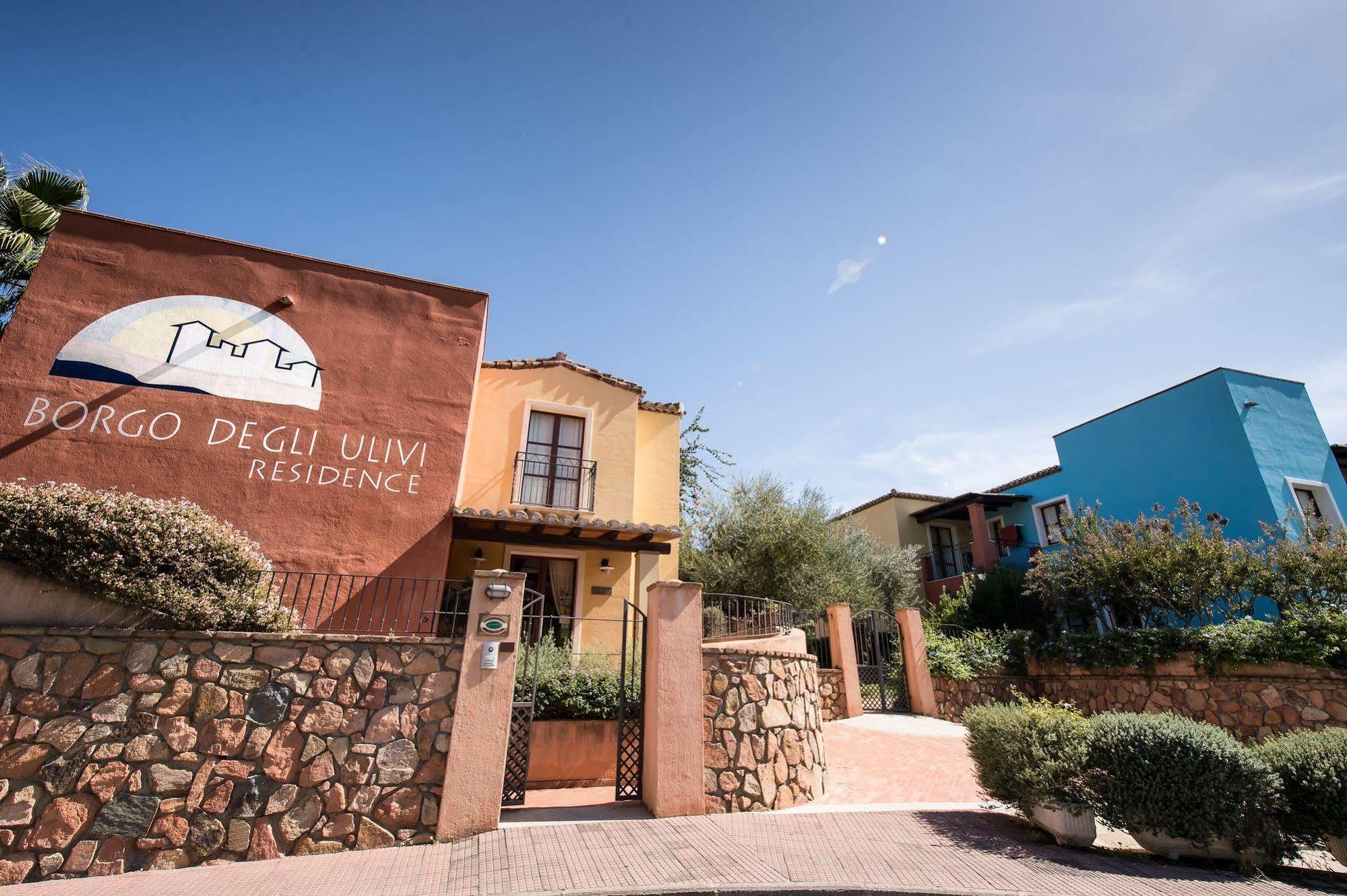 Borgo Degli Ulivi Aparthotel Àrbatax Esterno foto